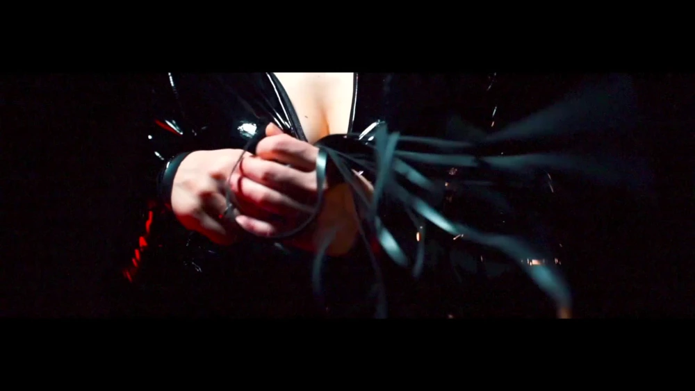 Handbestrafung: Arsch- und Schwanz-Klatscher mit Melk-Kontrolle: Ansehen auf EroticOnly.DE